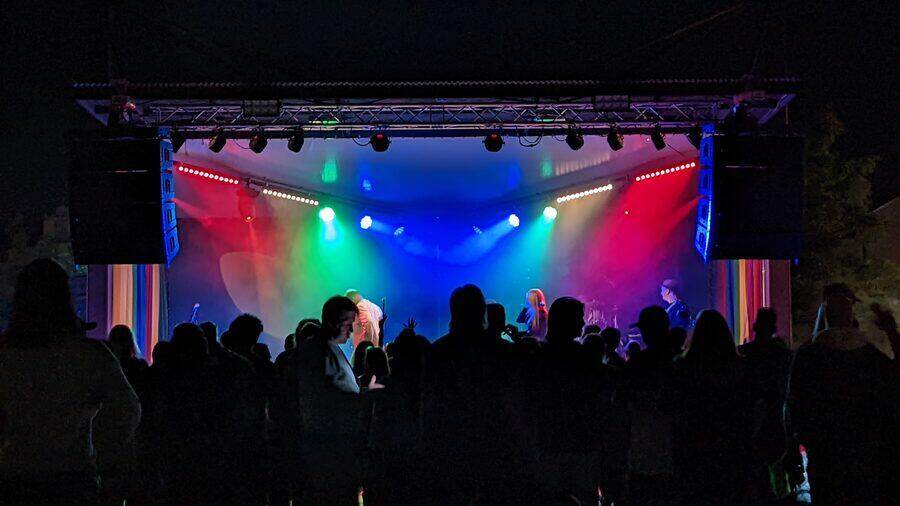 Holiday party dance floor lighting